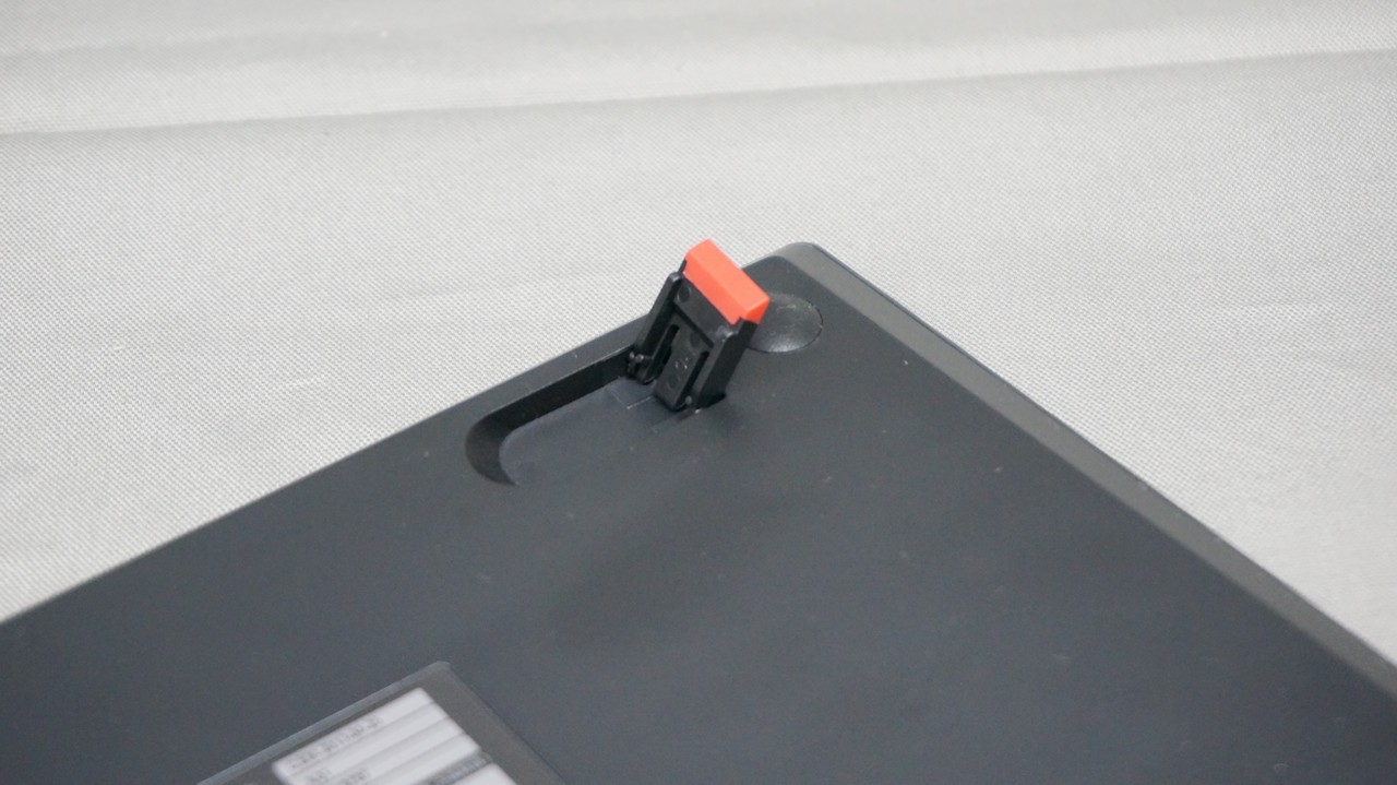 ThinkPad Bluetooth ワイヤレス・トラックポイント・キーボード 日本語